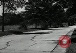 Standbild Schäden an Reifen wegen Ausschlag fahren Akron Ohio USA, 1941, aus Sekunde 7 historischem Filmmaterial Videoclip 65675030481