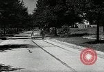 Standbild Schäden an Reifen wegen Ausschlag fahren Akron Ohio USA, 1941, aus Sekunde 40 historischem Filmmaterial Videoclip 65675030481