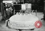 Image pneu à Goodrich compagnie en caoutchouc de vulcanisation Akron Ohio USA, 1941, de la seconde 1 séquences d'archives historiques vidéo 65675030486