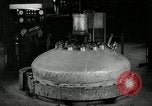 Image pneu à Goodrich compagnie en caoutchouc de vulcanisation Akron Ohio USA, 1941, de la seconde 3 séquences d'archives historiques vidéo 65675030486
