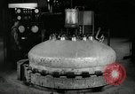 Image pneu à Goodrich compagnie en caoutchouc de vulcanisation Akron Ohio USA, 1941, de la seconde 12 séquences d'archives historiques vidéo 65675030486
