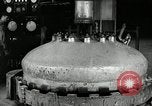 Image pneu à Goodrich compagnie en caoutchouc de vulcanisation Akron Ohio USA, 1941, de la seconde 60 séquences d'archives historiques vidéo 65675030486