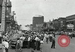 Standbild Reenactment der nationalsozialistischen Kriegsrecht Anderson South Carolina USA, 1942, aus Sekunde 1 historischem Filmmaterial Videoclip 65675030490