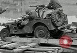 Standbild US Army Soldaten United States USA, 1942, aus Sekunde 26 historischem Filmmaterial Videoclip 65675030491