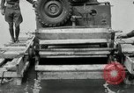 Standbild US Army Soldaten United States USA, 1942, aus Sekunde 53 historischem Filmmaterial Videoclip 65675030491