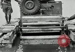 Standbild US Army Soldaten United States USA, 1942, aus Sekunde 54 historischem Filmmaterial Videoclip 65675030491