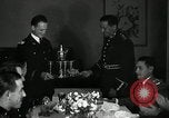 Immagine di Visita Latin American officer presso la cena negli USA United States USA, 1942, secondo 24 filmato di repertorio 65675030494