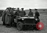 Immagine di Visita Latin American partecipare a sparo di 37mm pistole Fort Riley Kansas USA, 1942, secondo 40 filmato di repertorio 65675030495