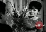 Standbild Präsident Diem und Frau Nhu Vietnam, 1963, aus Sekunde 58 historischem Filmmaterial Videoclip 65675030504