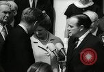Standbild Bob Hope Washington DC White House USA, 1963, aus Sekunde 31 historischem Filmmaterial Videoclip 65675030505