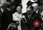 Standbild Bob Hope Washington DC White House USA, 1963, aus Sekunde 38 historischem Filmmaterial Videoclip 65675030505