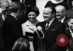 Standbild Bob Hope Washington DC White House USA, 1963, aus Sekunde 39 historischem Filmmaterial Videoclip 65675030505