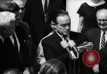 Standbild Bob Hope Washington DC White House USA, 1963, aus Sekunde 49 historischem Filmmaterial Videoclip 65675030505