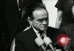 Standbild Bob Hope Washington DC White House USA, 1963, aus Sekunde 59 historischem Filmmaterial Videoclip 65675030505