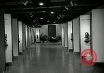 Standbild der Pro Football Hall of Fame Canton Ohio USA, 1963, aus Sekunde 21 historischem Filmmaterial Videoclip 65675030506