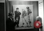 Standbild der Pro Football Hall of Fame Canton Ohio USA, 1963, aus Sekunde 31 historischem Filmmaterial Videoclip 65675030506