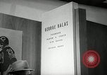 Standbild der Pro Football Hall of Fame Canton Ohio USA, 1963, aus Sekunde 34 historischem Filmmaterial Videoclip 65675030506