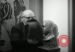 Standbild der Pro Football Hall of Fame Canton Ohio USA, 1963, aus Sekunde 40 historischem Filmmaterial Videoclip 65675030506