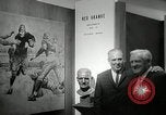 Standbild der Pro Football Hall of Fame Canton Ohio USA, 1963, aus Sekunde 47 historischem Filmmaterial Videoclip 65675030506