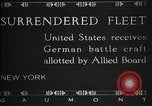 Standbild verzichtet deutschen Schiffe gezogene durch US Navy nach Ersten Weltkrieg New York United States USA, 1920, aus Sekunde 3 historischem Filmmaterial Videoclip 65675030510