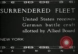 Standbild verzichtet deutschen Schiffe gezogene durch US Navy nach Ersten Weltkrieg New York United States USA, 1920, aus Sekunde 5 historischem Filmmaterial Videoclip 65675030510