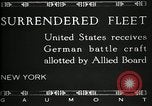 Standbild verzichtet deutschen Schiffe gezogene durch US Navy nach Ersten Weltkrieg New York United States USA, 1920, aus Sekunde 10 historischem Filmmaterial Videoclip 65675030510
