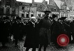 Standbild Präsident Raymond Poincaré Ieper Belgien, 1920, aus Sekunde 31 historischem Filmmaterial Videoclip 65675030511