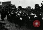 Standbild Präsident Raymond Poincaré Ieper Belgien, 1920, aus Sekunde 60 historischem Filmmaterial Videoclip 65675030511