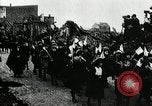 Standbild Präsident Raymond Poincaré Ieper Belgien, 1920, aus Sekunde 61 historischem Filmmaterial Videoclip 65675030511