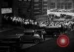 Immagine di Posti di lavoro presso le fabbriche in America durante la Grande Depressione United States USA, 1932, secondo 35 filmato di repertorio 65675030527