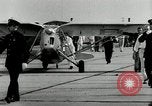 Standbild aviator Jim Mollison Roosevelt Field New York USA, 1932, aus Sekunde 49 historischem Filmmaterial Videoclip 65675030529