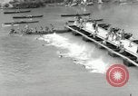 Standbild Wasser rennen Rom Italien, 1932, aus Sekunde 10 historischem Filmmaterial Videoclip 65675030536