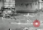 Standbild Wasser rennen Rom Italien, 1932, aus Sekunde 26 historischem Filmmaterial Videoclip 65675030536