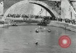 Standbild Wasser rennen Rom Italien, 1932, aus Sekunde 38 historischem Filmmaterial Videoclip 65675030536
