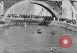 Standbild Wasser rennen Rom Italien, 1932, aus Sekunde 41 historischem Filmmaterial Videoclip 65675030536