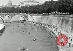 Standbild Wasser rennen Rom Italien, 1932, aus Sekunde 42 historischem Filmmaterial Videoclip 65675030536