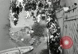 Standbild Wasser rennen Rom Italien, 1932, aus Sekunde 59 historischem Filmmaterial Videoclip 65675030536