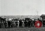 Immagine di Pneumatico in gomma Fabbricazione Akron Ohio USA, 1924, secondo 26 filmato di repertorio 65675030556