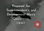 Standbild Goodyear Reifen Produktion Konferenz Akron Ohio USA, 1941, aus Sekunde 15 historischem Filmmaterial Videoclip 65675030561