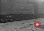 Standbild Goodyear Reifen Produktion Konferenz Akron Ohio USA, 1941, aus Sekunde 24 historischem Filmmaterial Videoclip 65675030561