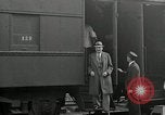 Standbild Goodyear Reifen Produktion Konferenz Akron Ohio USA, 1941, aus Sekunde 38 historischem Filmmaterial Videoclip 65675030561