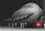 Immagine di Goodyear barrage palloncini Akron Ohio USA, 1941, secondo 36 filmato di repertorio 65675030562