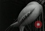 Immagine di Goodyear barrage palloncini Akron Ohio USA, 1941, secondo 42 filmato di repertorio 65675030562