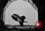 Immagine di Goodyear barrage palloncini Akron Ohio USA, 1941, secondo 53 filmato di repertorio 65675030562