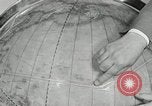 Image Goodyear Managers retourner Akron Ohio USA, 1941, de la seconde 23 séquences d'archives historiques vidéo 65675030563