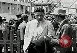 Image Goodyear Managers retourner Akron Ohio USA, 1941, de la seconde 61 séquences d'archives historiques vidéo 65675030563