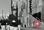 Standbild kanadischen Veterans Parade Toronto Ontario Kanada, 1941, aus Sekunde 43 historischem Filmmaterial Videoclip 65675030568