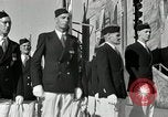 Standbild kanadischen Veterans Parade Toronto Ontario Kanada, 1941, aus Sekunde 48 historischem Filmmaterial Videoclip 65675030568