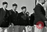 Standbild kanadischen Veterans Parade Toronto Ontario Kanada, 1941, aus Sekunde 56 historischem Filmmaterial Videoclip 65675030568