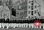 Standbild kanadischen Veterans Parade Toronto Ontario Kanada, 1941, aus Sekunde 59 historischem Filmmaterial Videoclip 65675030568
